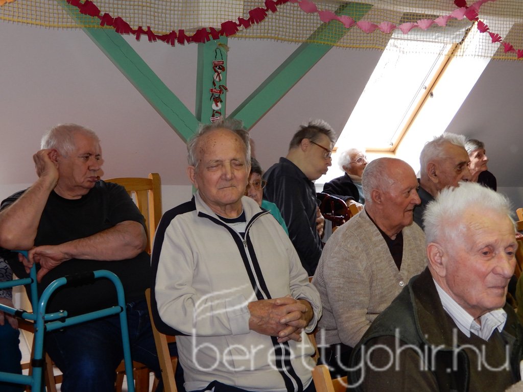 Farsang az idősotthonban 27